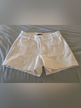 Simply Vera Vera Wang White Utility Pocket Shorts NWOT Sz 14